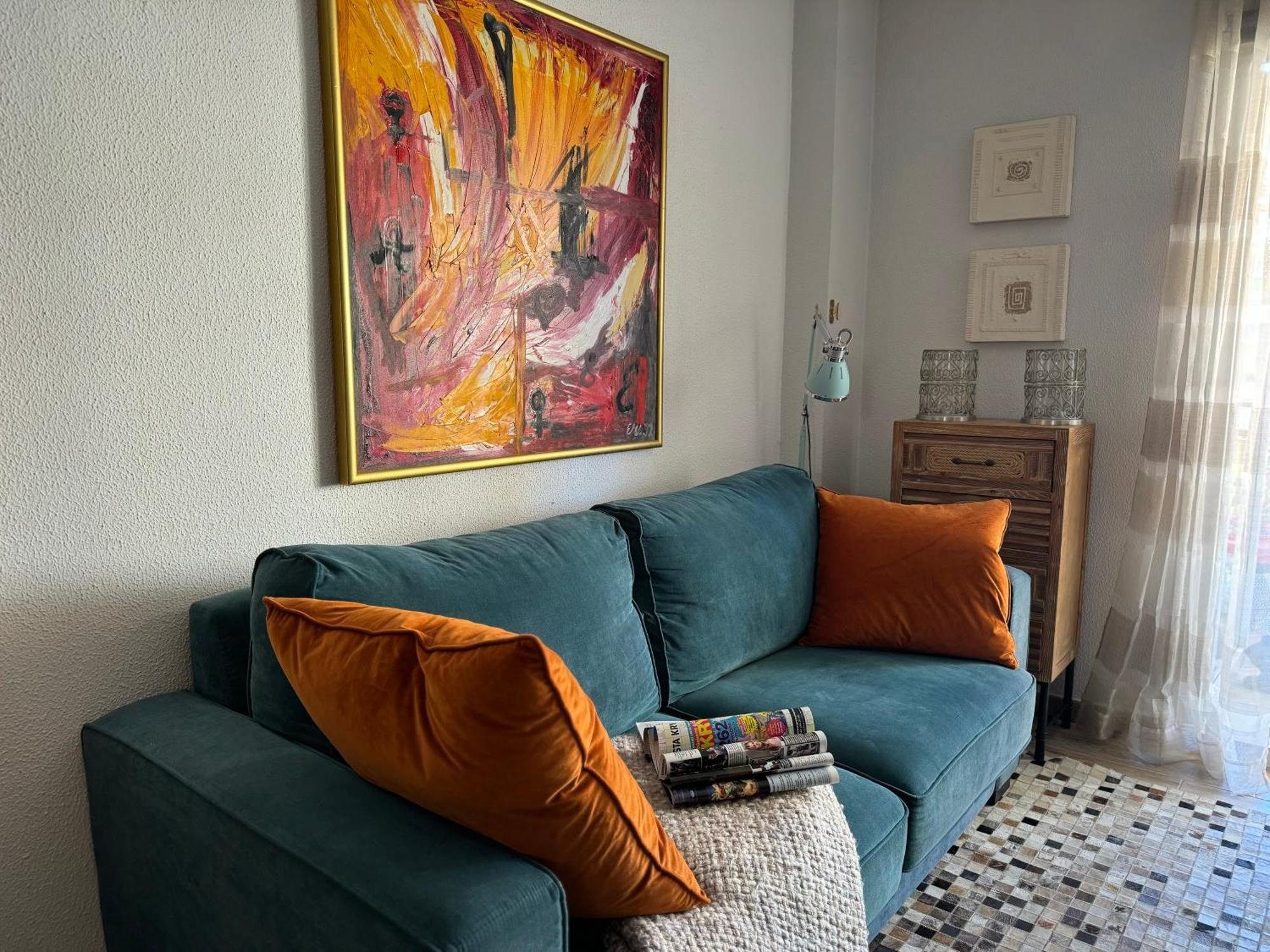 Cozy Near Boliches Leilighet *